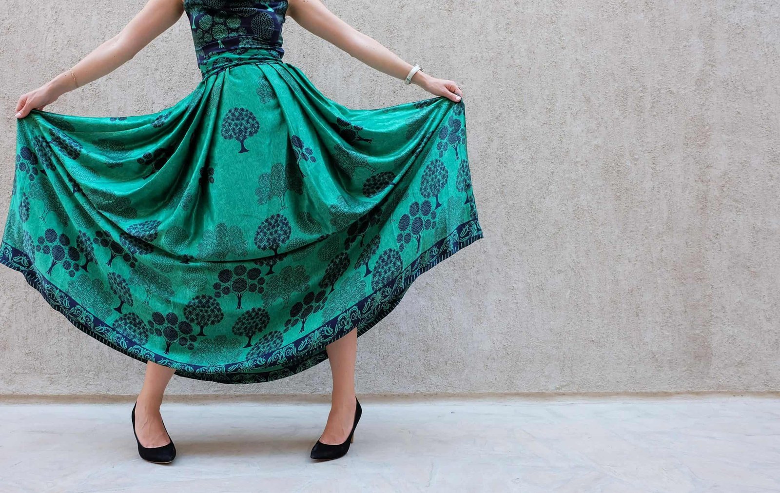 A Comprehensive Guide To Manufacturing Women’S Skirts