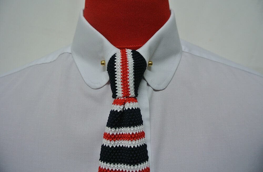 Close-up of a Pin Collar on a men's shirt