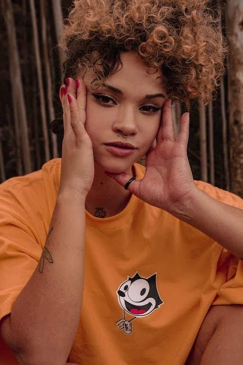 16 Types Of Customized T-Shirt Decorations That Women Love