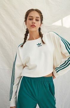 10 Types Of Women’S Activewear T-Shirt Women Adore