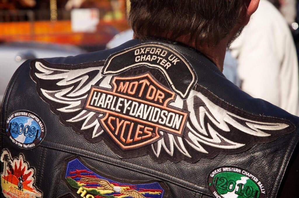 How To Craft Embroidery Patches- A Complete Guide