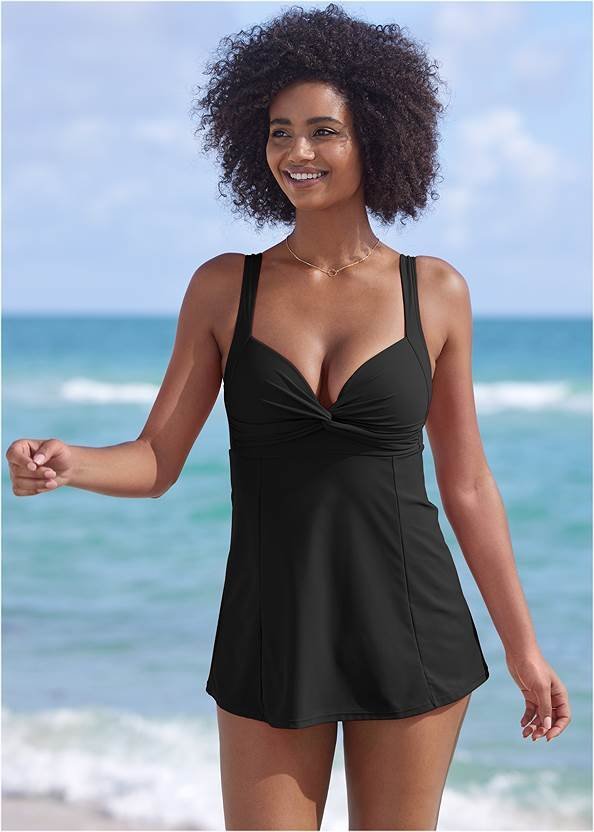 Your Best Guide To Swimwear Manufacturing: Bikinis & One-Pieces