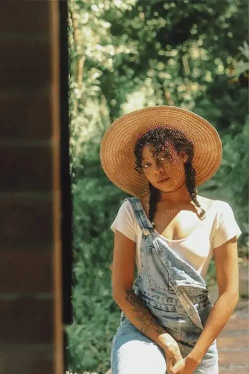 28 Types Of T-Shirt For Women To Add In Your Next Collection